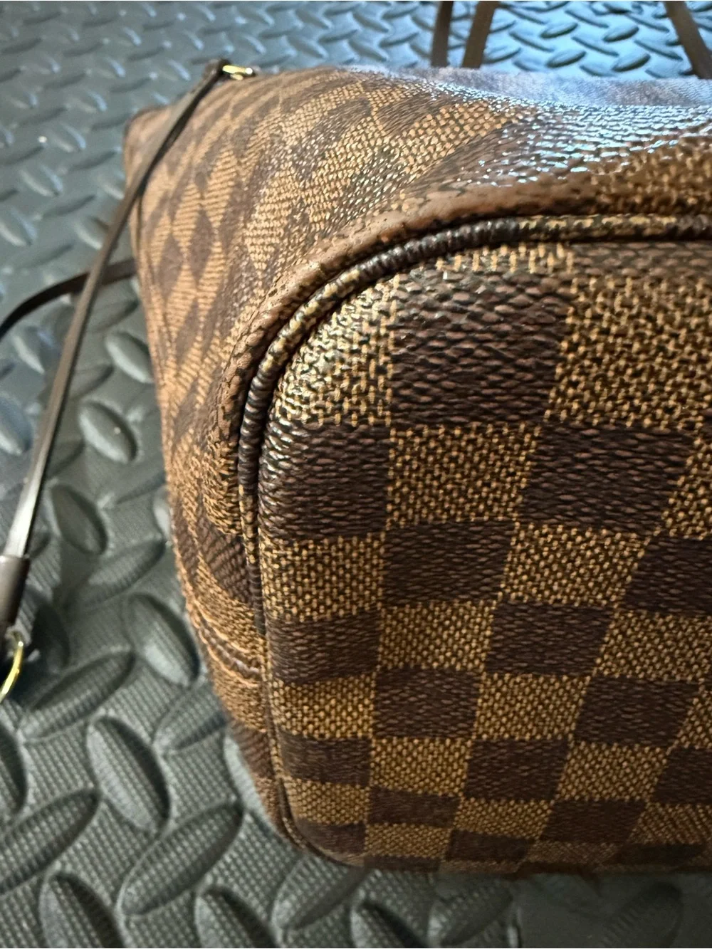 Authentic LV Neverfull MM